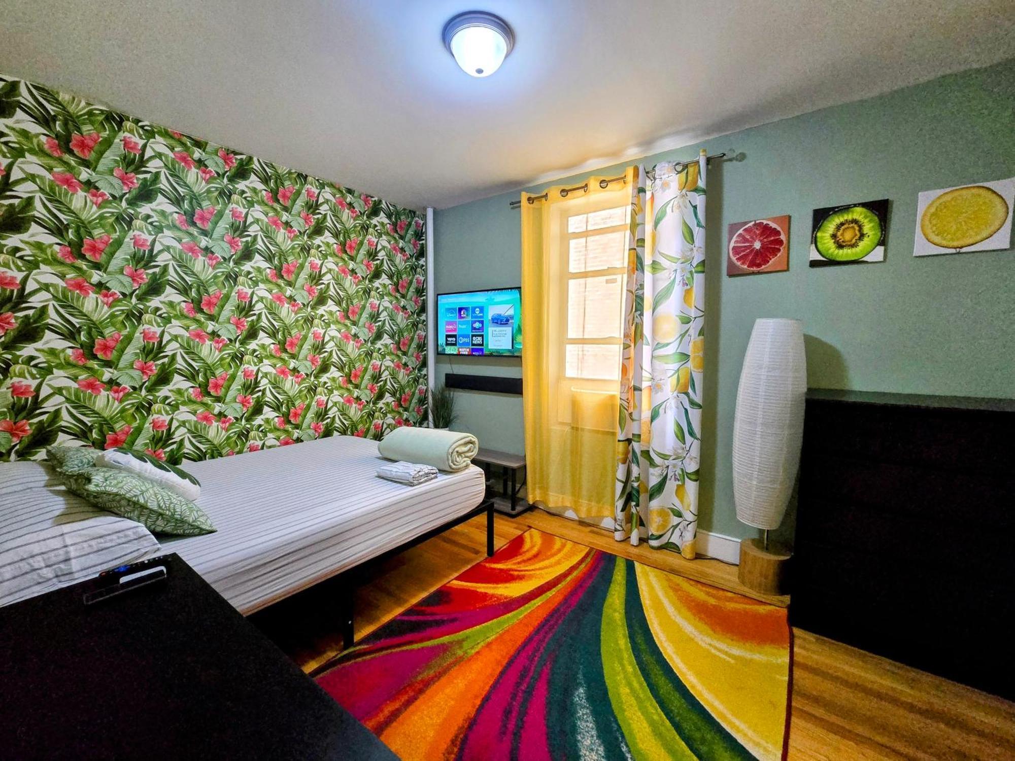 Tropical Comfort Room In Harlem Cozy Stay With Snacks & Style 뉴욕 외부 사진